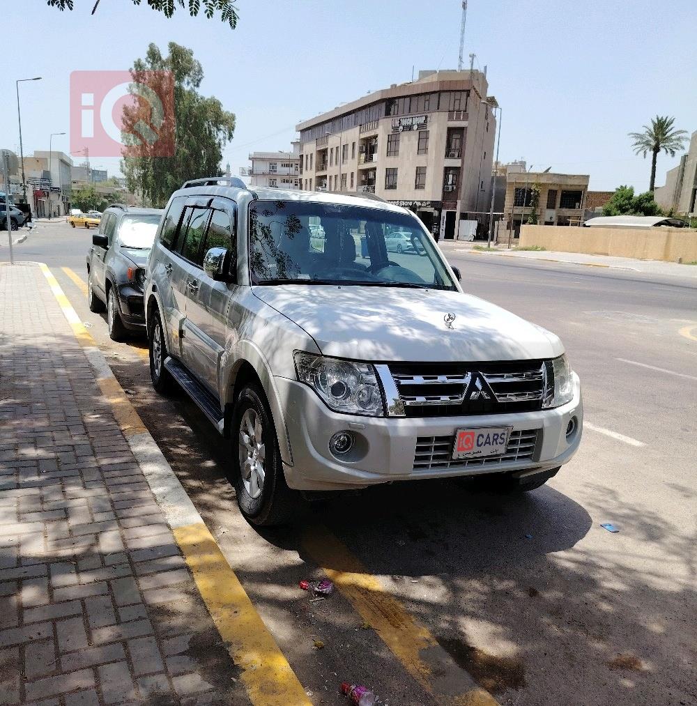 ميتسوبيشي باجيرو